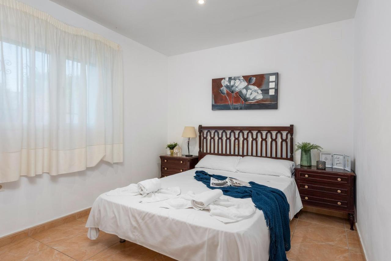 Villa Caleta - Plusholidays 칼페 외부 사진