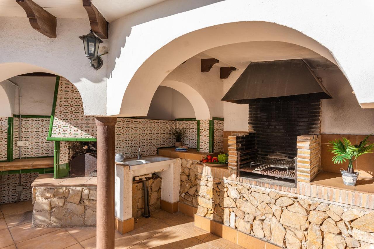 Villa Caleta - Plusholidays 칼페 외부 사진